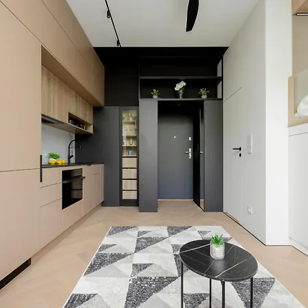 Przytulne W Zielonej Okolicy Srodmiescia By Renters *